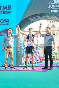 BIB: 
                            <button type="button" onclick="openModal(24886297)" class="btn btn-primary btn-sm float-right btn-popup" data-toggle="modal" data-target=".modal-high-quality">
                        <i class="fas fa-shopping-cart"></i> Add to Cart
                    </button>
                                            <button type="button" onclick="isThisMe(24886297, true)" class="btn btn-success btn-sm float-right btn-popup btn-isme hidden" data-toggle="tooltip" data-placement="bottom" title="นี่คือรูปของคุณใช่ไหม คลิกที่นี่เพื่อเอาเข้าอัลบั้ม">
                        <i class="fas fa-plus"></i> Add to album
                    </button>
                    <button type="button" onclick="isThisMe(24886297, false)" class="btn btn-warning btn-sm float-right btn-popup btn-isnotme hidden">
                        <i class="fas fa-ban"></i> Remove from album
                    </button>